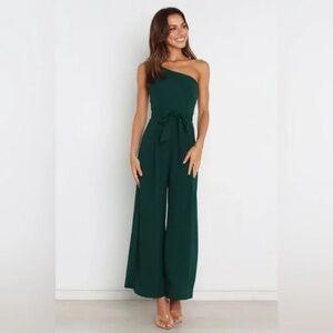 Petal & pup wide leg single shoulder strap jumpsuit nwot